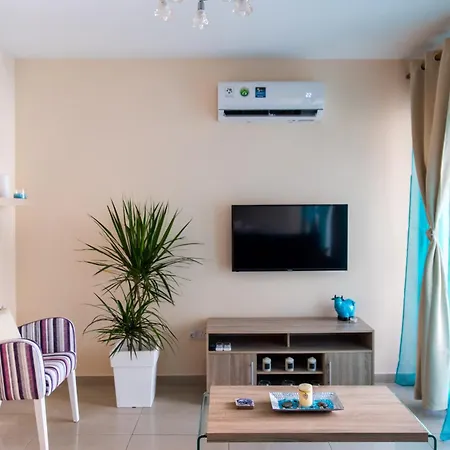 شقة Tasha's Flat 203