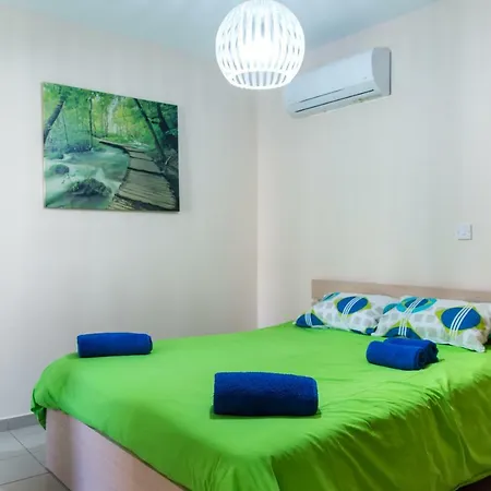 شقة Tasha's Flat 203 *
